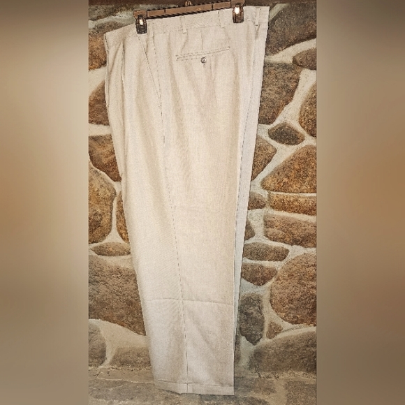 Alexander Julian Colours men's tan casual slacks 44 X 29 - Picture 1 of 6